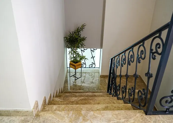 Apartamentos Puente Romano Suites