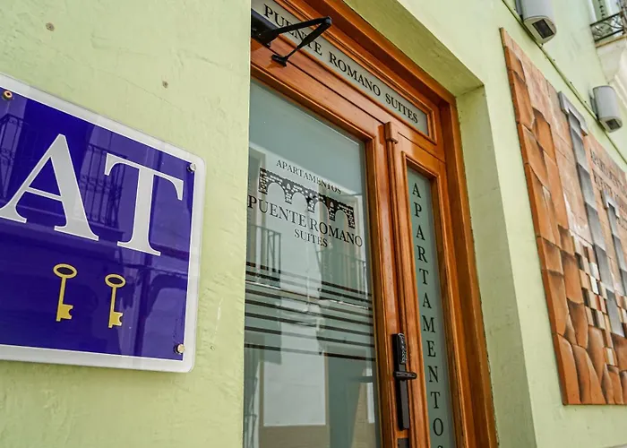 Apartamentos Puente Romano Suites